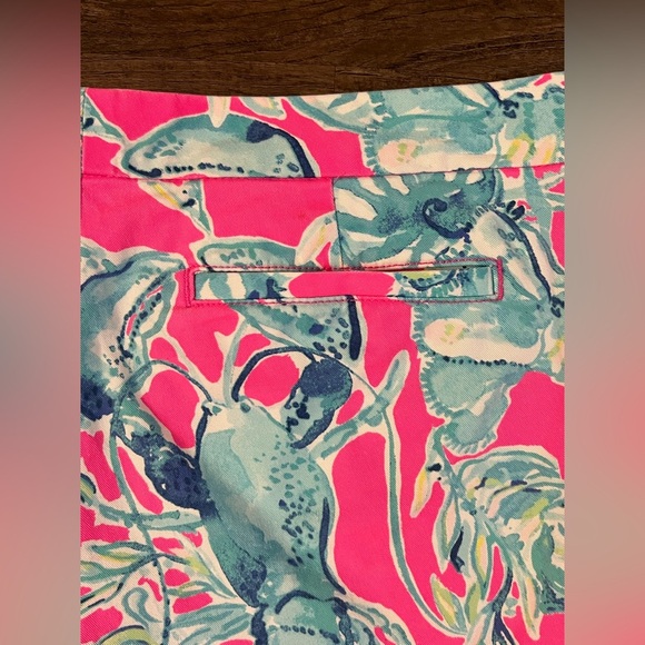 Lilly Pulitzer RAZ BERRY LOBSTERS IN LOVE Buttercup Shorts Size 6 EUC‎ I23 - Picture 8 of 10